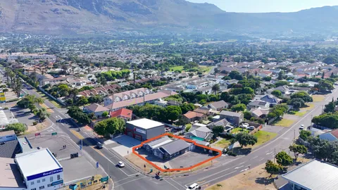 300 Main Road, Tokai